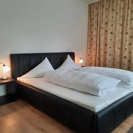 Hotell Adler *